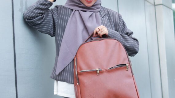 Merchandise Kantor : Pengertian dan Bedanya dengan Souvenir