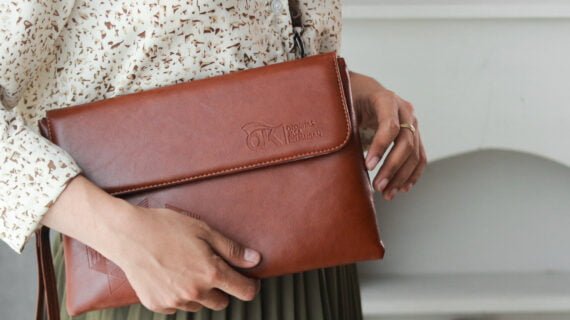 5 Tips Hemat Budget untuk Anggaran Souvenir Kantor Surabaya