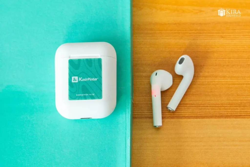 souvenir earphone bluetooth