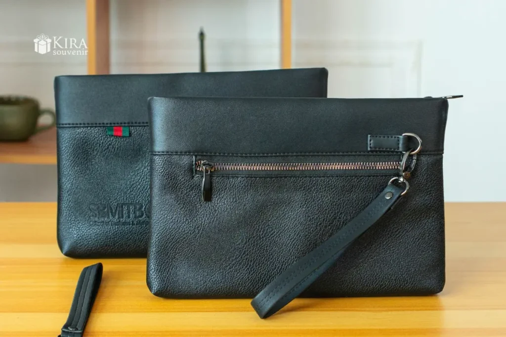 pouch