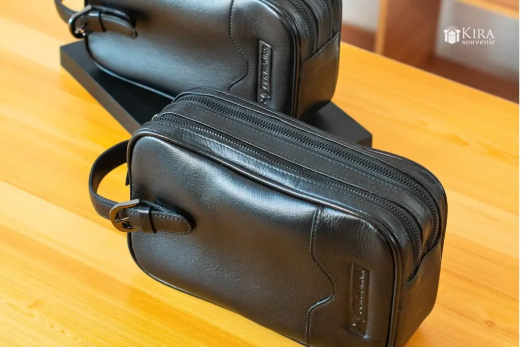 handbag leather