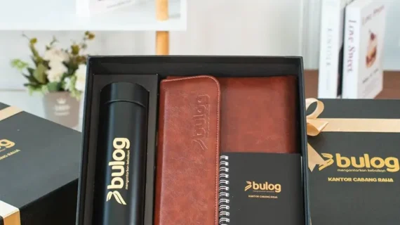 Corporate Gift 12 – Bulog