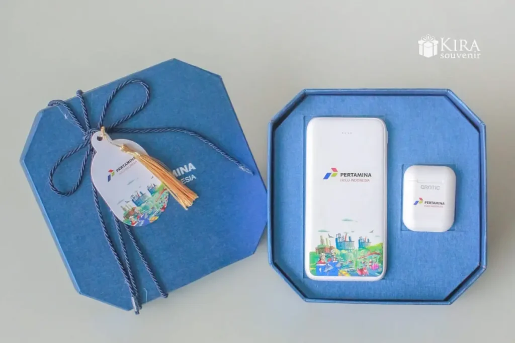 hadiah kantor premium - Kira Souvenir
