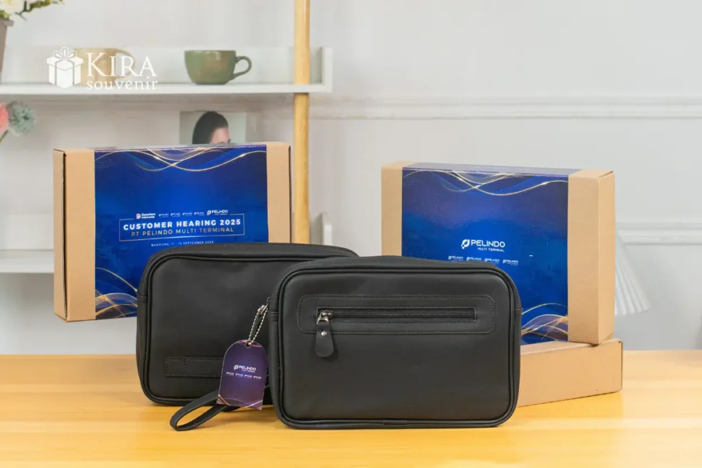 souvenir hand bag