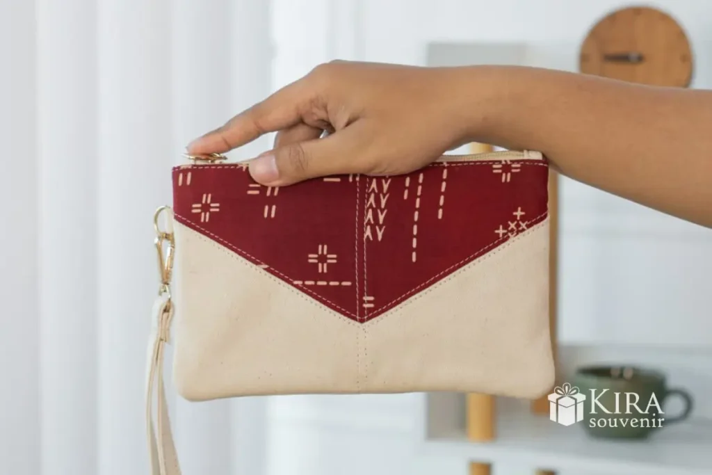Pouch Kanvas Elegan