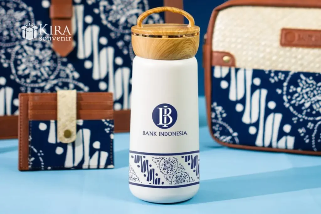 tumbler custom - Kira souvenir