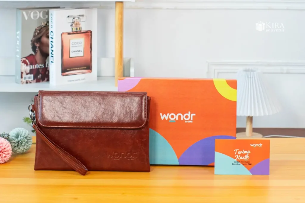 Merchandise Startup-Clutch Bag Custom