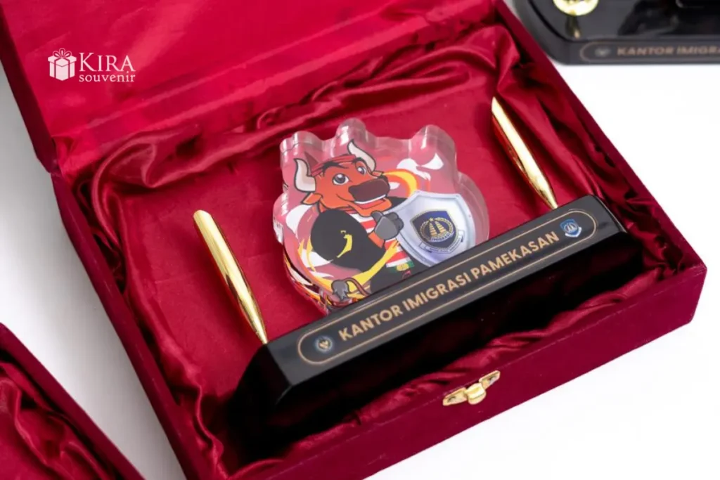 plakat custom premium-kira souvenir